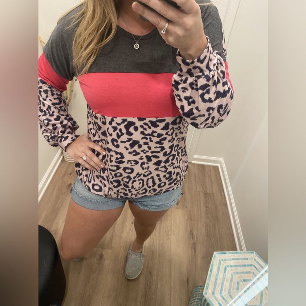 NWT charcoal hot pink mocha leopard colorblock long sleeve top